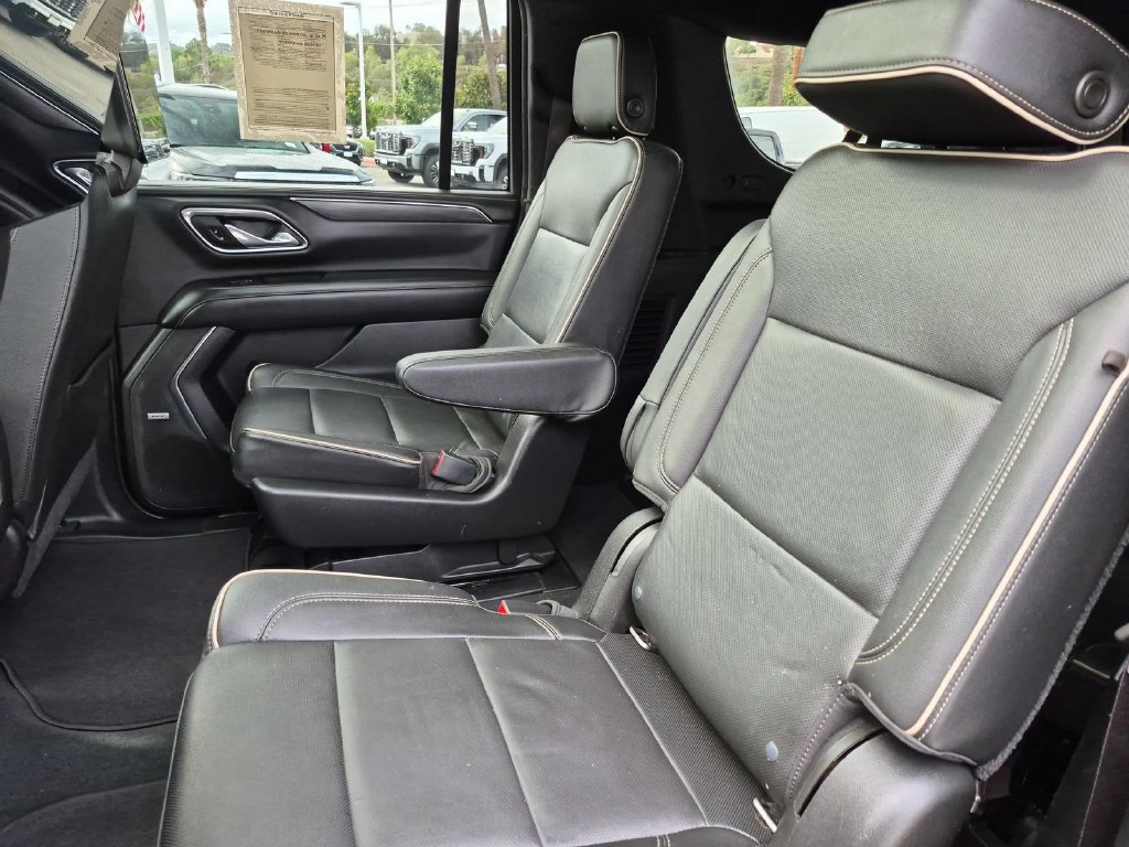Used 2021 GMC Yukon XL SLT w/ SLT Luxury Plus Package AWD/4WD image 18