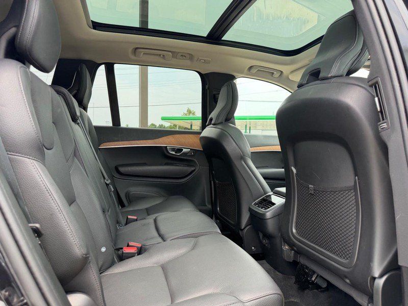 Certified 2024 Volvo XC90 B6 Plus w/ Protection Package Premier AWD/4WD image 11