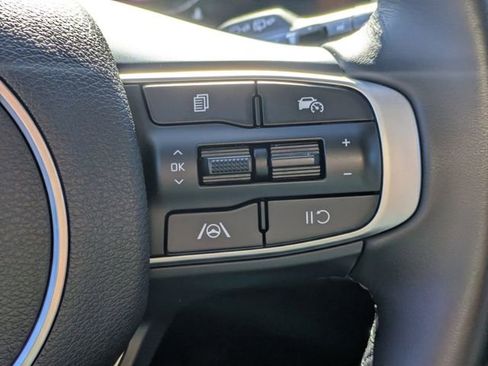 Used 2024 Kia Sportage EX image 27