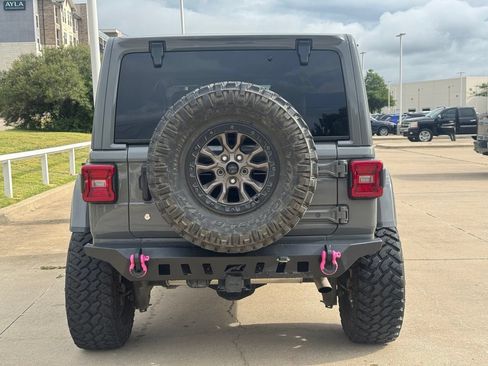 Used 2019 Jeep Wrangler Unlimited Rubicon AWD/4WD image 5