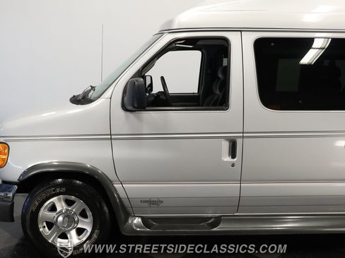 Used 2006 Ford E-150 and Econoline 150 image 22