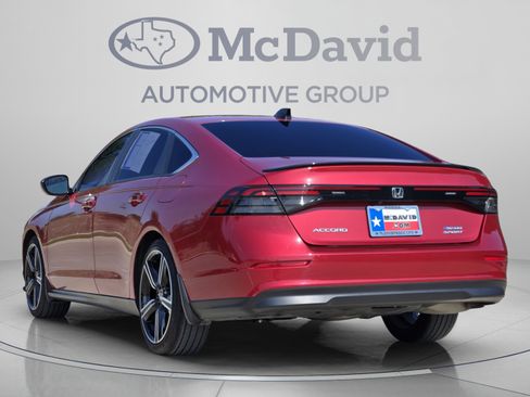 Used 2023 Honda Accord Sport image 4