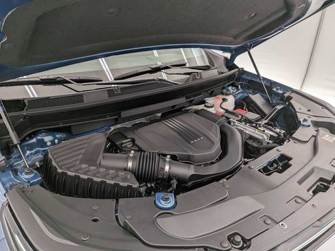 New 2026 Chevrolet Traverse LT w/ Enhanced Driving Package image 14