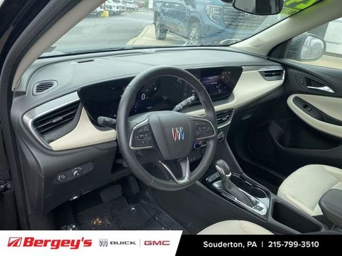 Certified 2024 Buick Encore GX Preferred FWD image 12