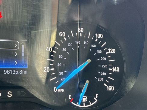 Used 2020 Ford Edge SE image 50