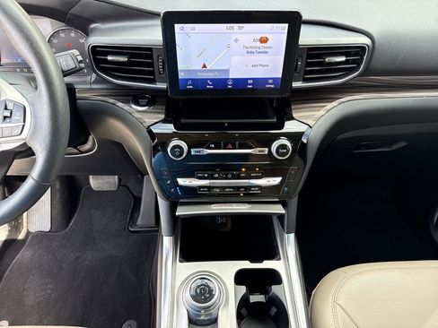 Used 2023 Ford Explorer Limited w/ Equipment Group 301A image 33