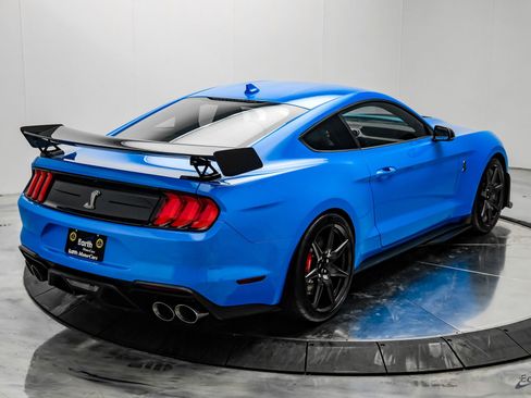 Used 2022 Ford Mustang Shelby GT500 w/ Carbon Fiber Track Pack RWD image 21