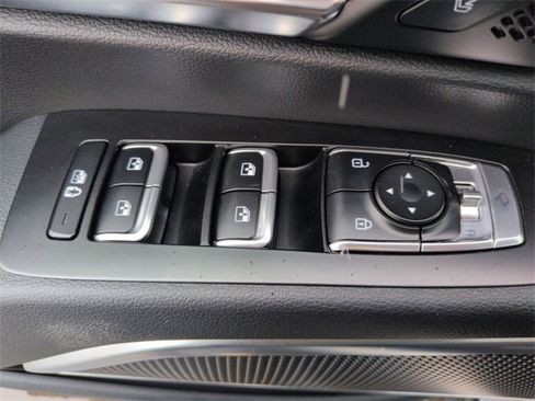 Used 2022 Kia Telluride SX w/ SX Prestige Package image 16