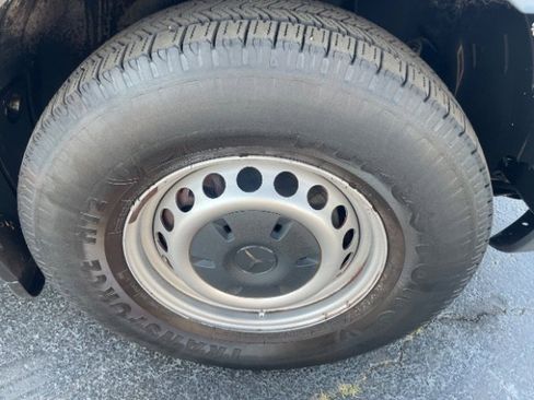 Used 2019 Mercedes-Benz Sprinter 170 image 21