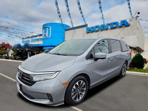 Used 2024 Honda Odyssey EX-L image 1