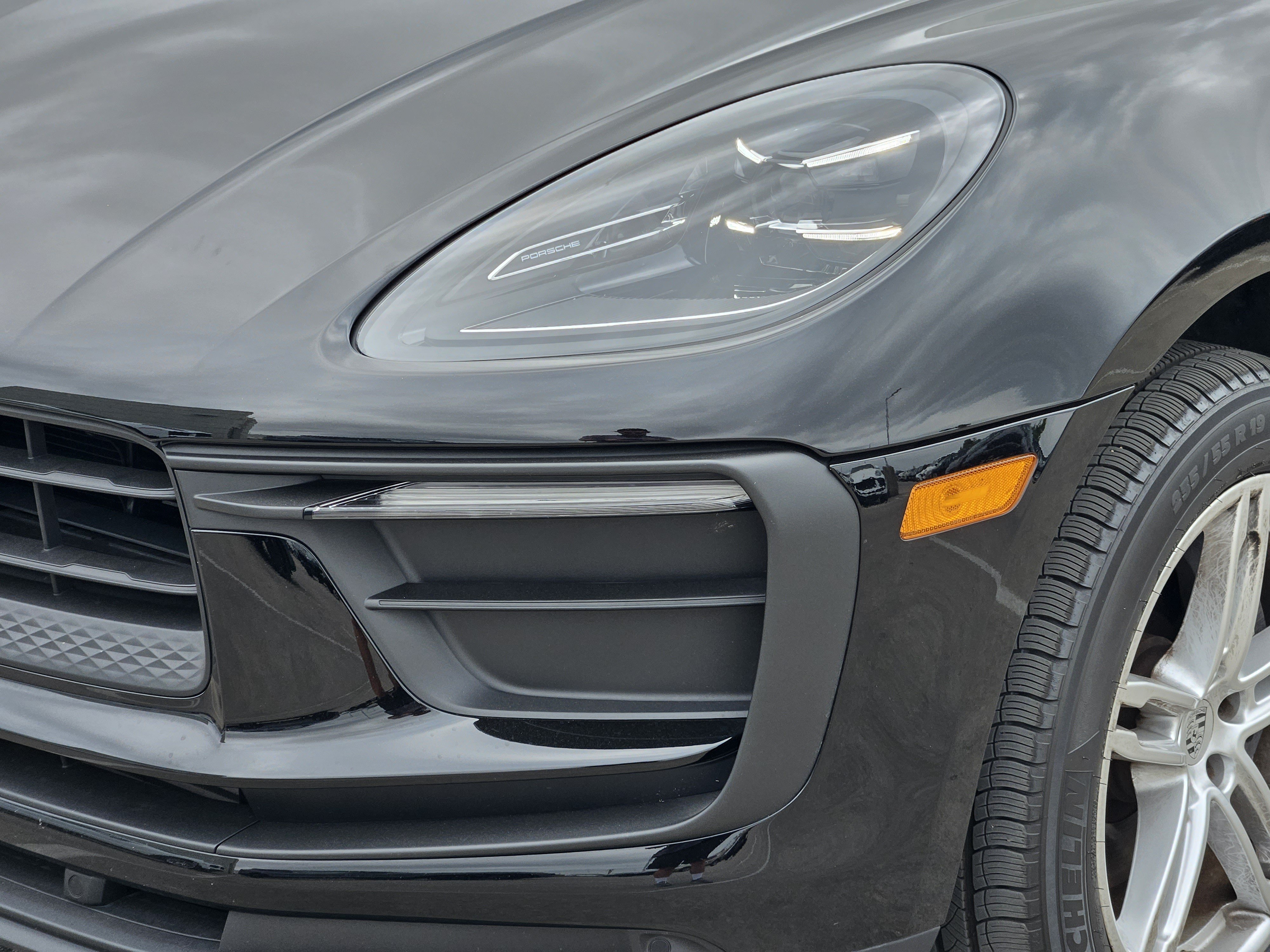 Certified 2026 Porsche Macan AWD/4WD image 12