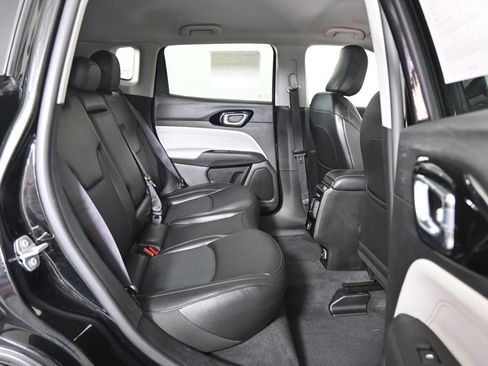 Used 2022 Jeep Compass Limited AWD/4WD image 15
