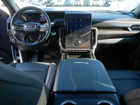 Certified 2025 GMC Yukon XL AT4 w/ AT4 Premium Package image 22