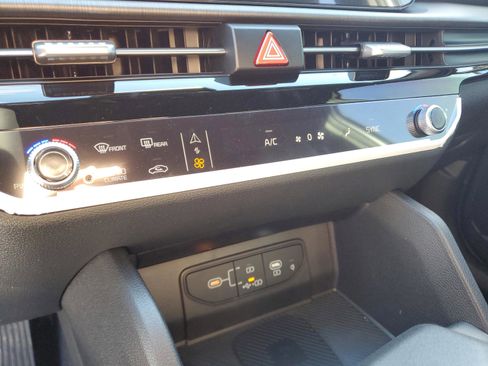 New 2026 Kia Sportage X-Line image 23