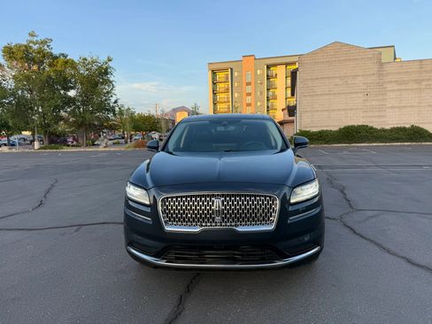 Used 2023 Lincoln Nautilus Reserve w/ Luxury Package AWD/4WD image 2