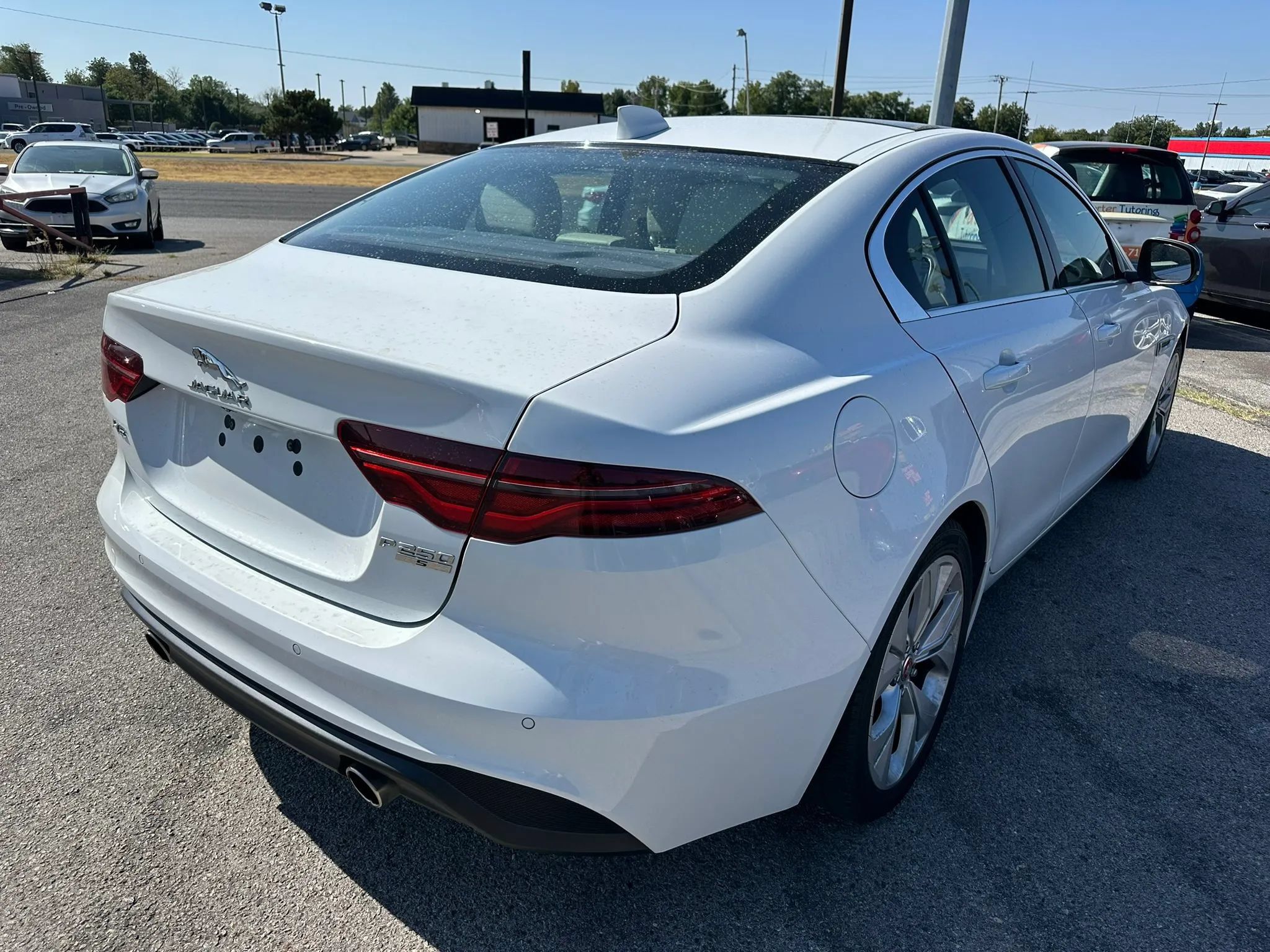 Used 2020 Jaguar XE S RWD image 32