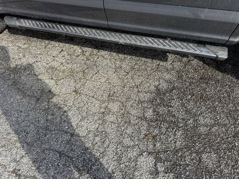 Used 2017 Ford F150 XLT w/ Equipment Group 302A Luxury image 6