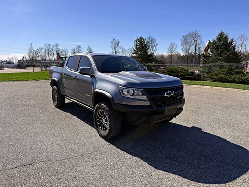 Used 2018 Chevrolet Colorado ZR2 image 3