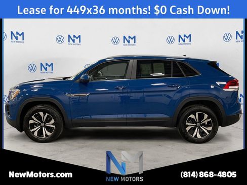 Used 2025 Volkswagen Atlas Cross Sport SE image 2
