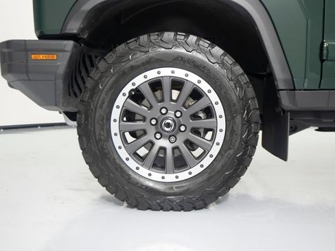 Used 2025 INEOS Grenadier AWD/4WD image 9