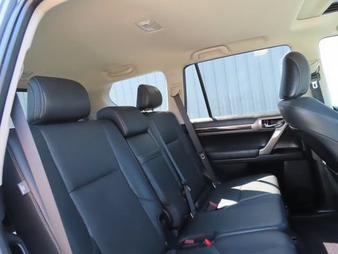 Used 2015 Lexus GX 460 AWD/4WD image 29