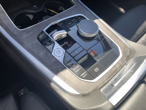 Used 2024 BMW X5 sDrive40i image 17