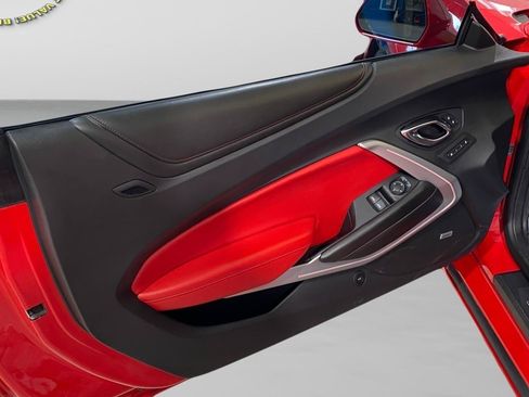 Used 2016 Chevrolet Camaro SS RWD image 10