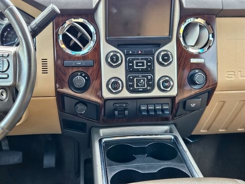 Used 2013 Ford F450 Lariat w/ Lariat Ultimate Pkg image 19