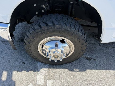 Used 2023 Ford F350 XL w/ XL Chrome Package AWD/4WD image 13