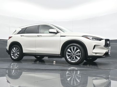 Used 2022 INFINITI QX50 Essential image 23