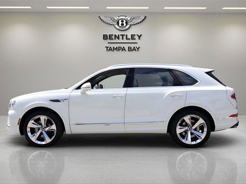 New 2025 Bentley Bentayga image 4