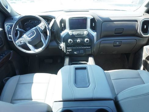 Used 2022 GMC Sierra 1500 SLT w/ SLT Premium Package AWD/4WD image 10