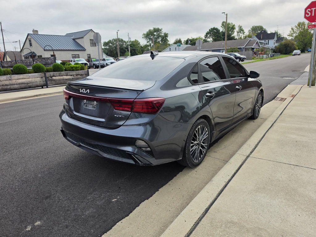 Used 2022 Kia Forte GT-Line w/ GT-Line Premium Package FWD image 7