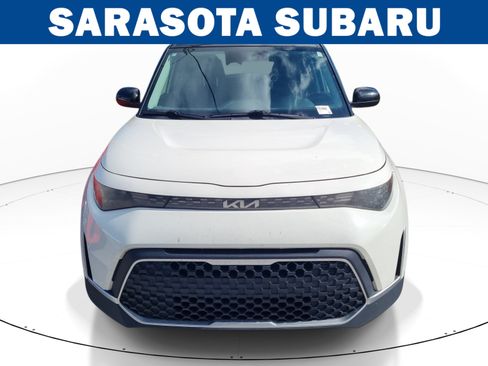Used 2023 Kia Soul S FWD image 1
