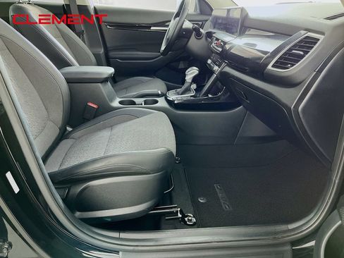 Used 2025 Kia Seltos S FWD image 33