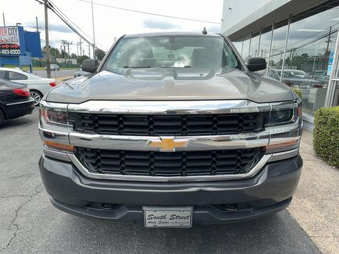Used 2017 Chevrolet Silverado 1500 W/T w/ WT Convenience Package AWD/4WD image 28