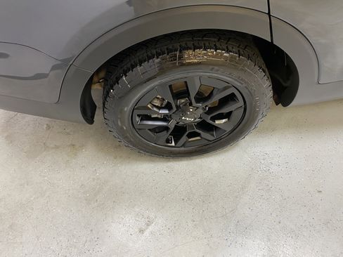 Used 2024 Kia Telluride SX X-Pro image 13