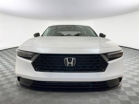 New 2025 Honda Accord SE image 9