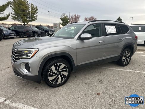 Used 2024 Volkswagen Atlas SE image 14