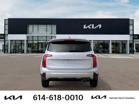 New 2025 Kia Telluride S image 8