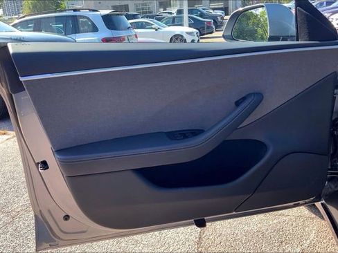 Used 2025 Tesla Model 3 Long Range RWD image 17