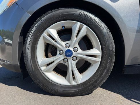 Used 2014 Ford Focus SE FWD image 13