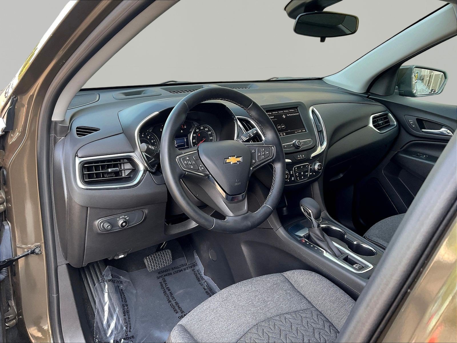 Used 2024 Chevrolet Equinox LT FWD image 17