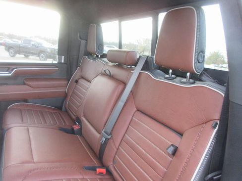 New 2026 GMC Sierra 2500 Denali Ultimate image 16