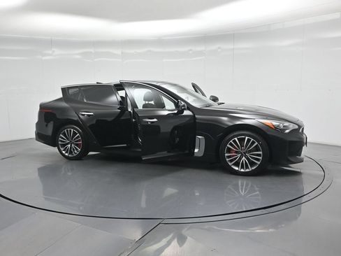 Used 2019 Kia Stinger Premium RWD image 33