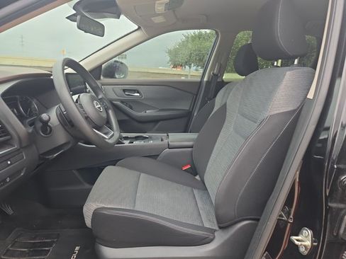 Used 2023 Nissan Rogue SV FWD image 14