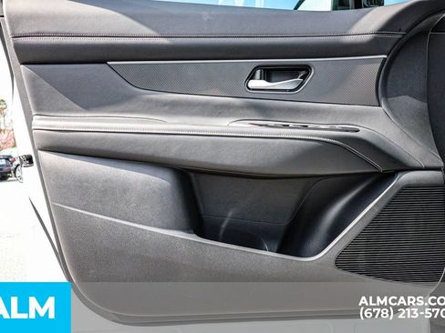 Used 2025 Nissan Murano SV AWD/4WD image 83