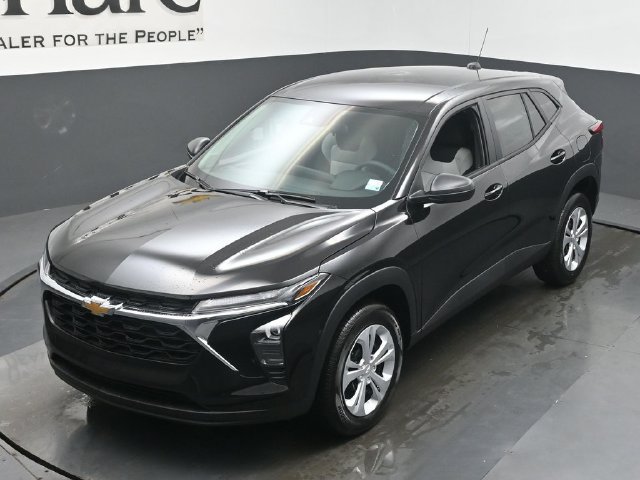 New 2026 Chevrolet Trax LS FWD image 23