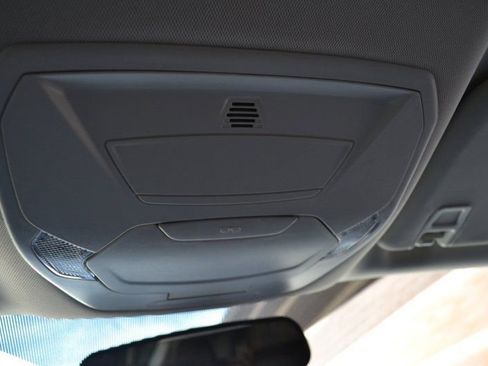 Used 2017 Ford Escape SE image 31