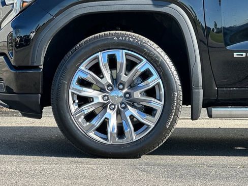 Used 2025 GMC Sierra 1500 Denali w/ Denali Reserve Package image 26